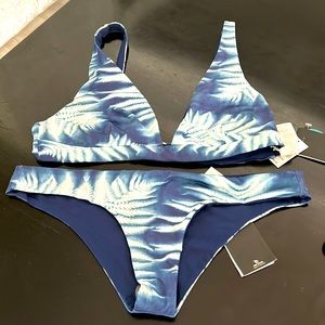 Brand New Rip Curl Reversible Bikini ⭐️